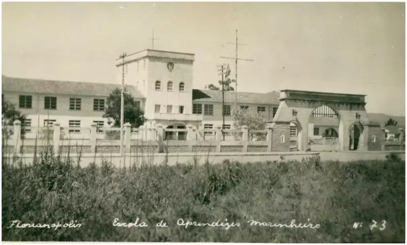 Foto 36: Escola de Aprendizes-Marinheiros de Santa Catarina : Florianópolis, SC