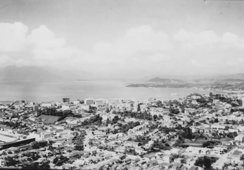 Foto 139: Vista total da cidade de Florianópolis (SC)