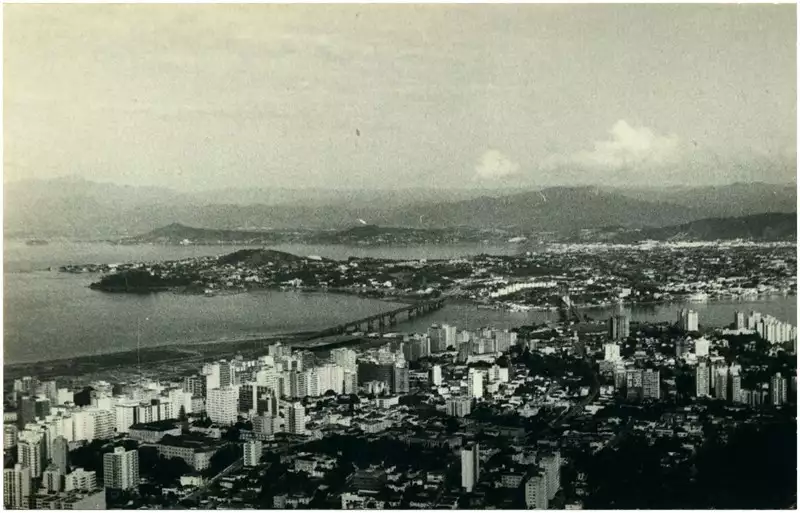 Foto 173: Vista [aérea] da cidade : Florianópolis, SC