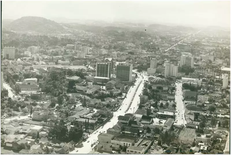Foto 56: [Vista panorâmica da cidade] : Joinville, SC