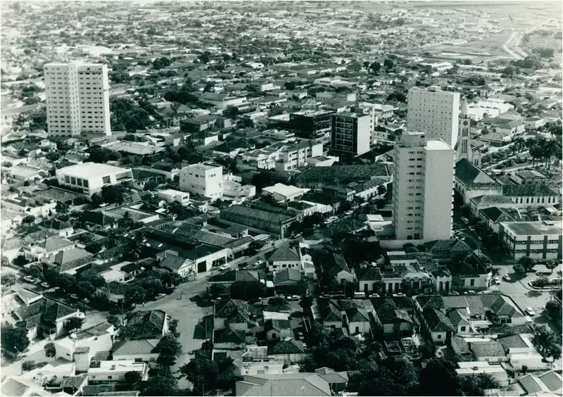 Foto 31: Vista aérea [da cidade] : Birigui (SP)