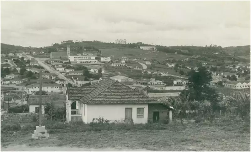 Foto 3: [Cruzeiro] : vista [panorâmica] da cidade : Ferraz de Vasconcelos, SP