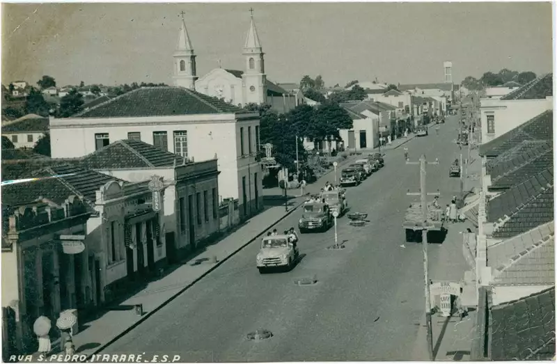 Foto 4: Rua São Pedro : Itararé, SP