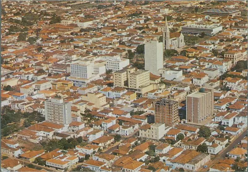 Foto 39: Vista aérea da cidade : Jaú, SP