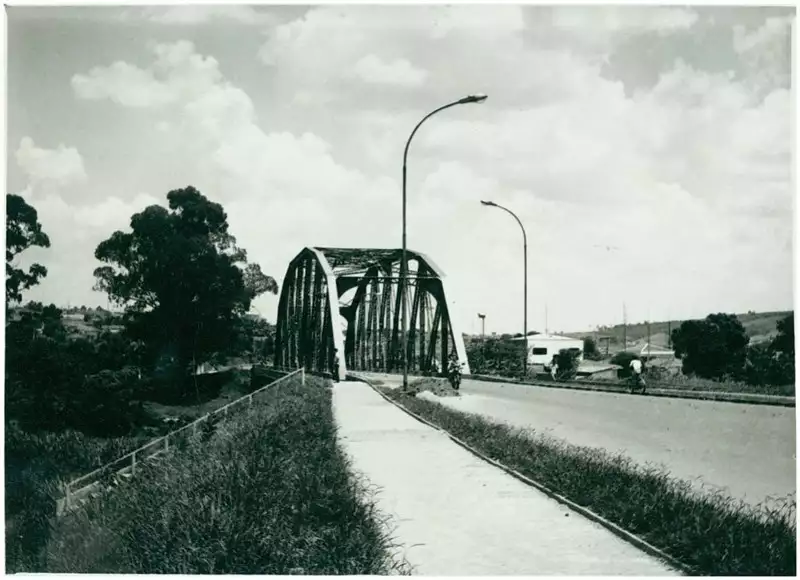 Foto 17: Ponte de Ferro : Mogi Guaçu, SP