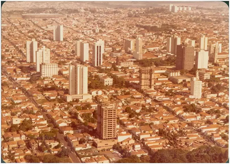 Foto 54: [Vista aérea da cidade] : Piracicaba, SP