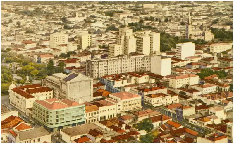 Foto 7: Vista aérea da cidade : Hotel Umuarama : Ribeirão Preto, SP