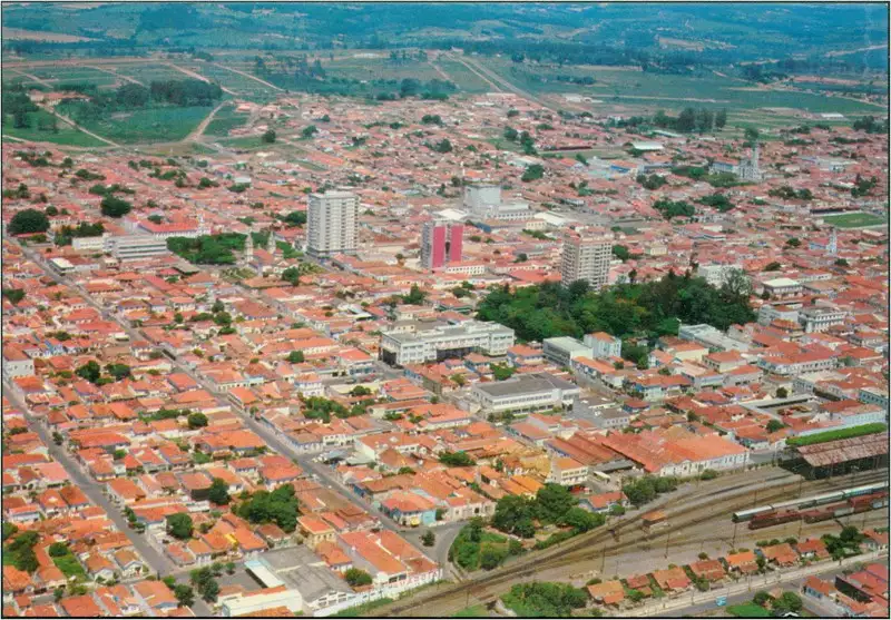 Foto 83: [Vista aérea da cidade] : Rio Claro, SP