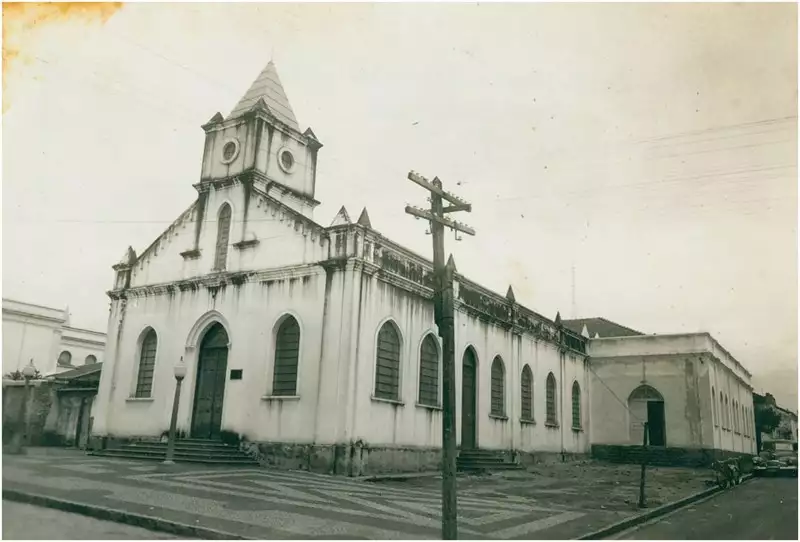 Foto 1: Igreja Presbiteriana : Santa Bárbara d'Oeste (SP)