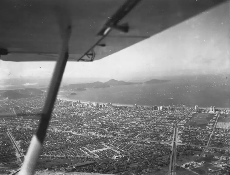 Foto 47: Vista aérea parcial da cidade de Santos (SP)