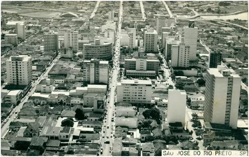 Foto 15: Vista aérea da cidade : São José do Rio Preto, SP