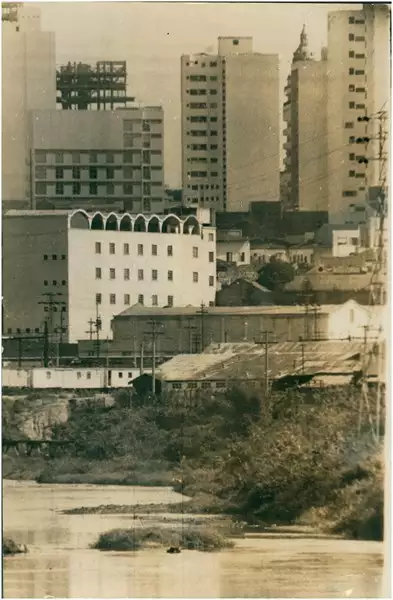 Foto 79: [Rio Sorocaba : Colégio Santa Escolástica : vista parcial da cidade] : Sorocaba, SP