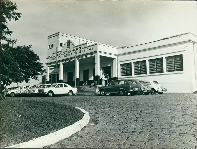 Foto 93: Faculdade de Filosofia, Ciências e Letras : Sorocaba, SP
