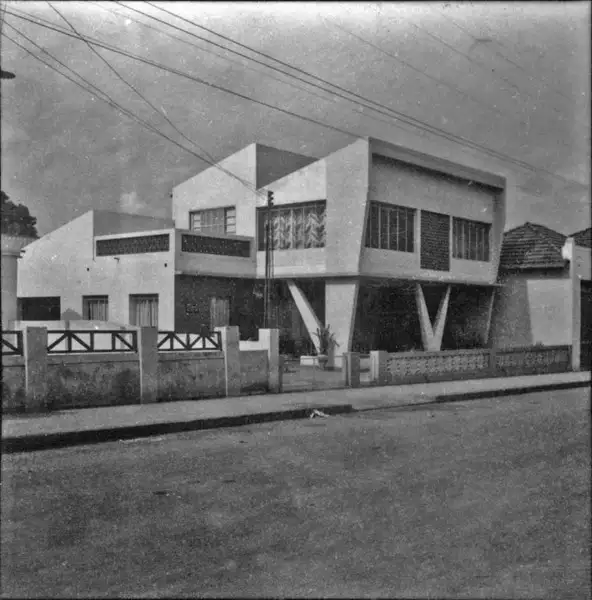 Foto 1: Casa moderna em Tanabí (SP)