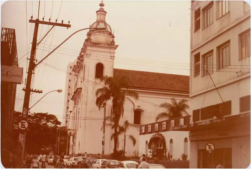 Foto 11: Catedral de São Francisco de Chagas : Taubaté, SP