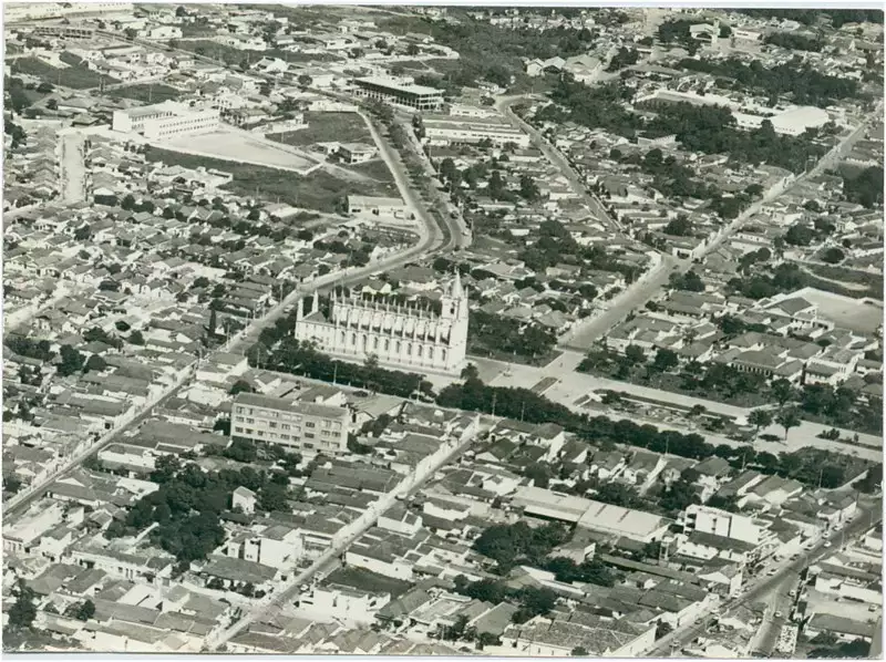 Foto 86: Vista aérea da cidade : Taubaté, SP