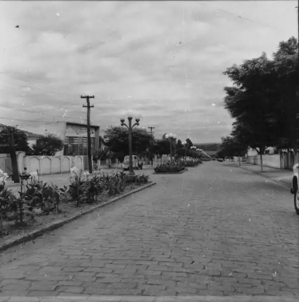 Foto 10: Avenida Tabajaras : Município de Tupã